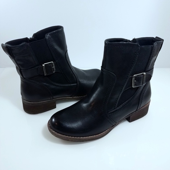 Baretraps Tansy Ankle Boots 